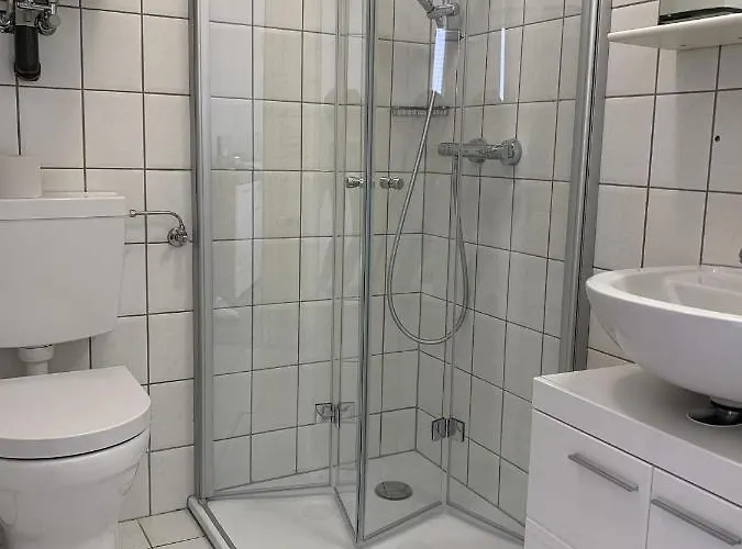 Tom Brook Lejlighed Bedekaspel